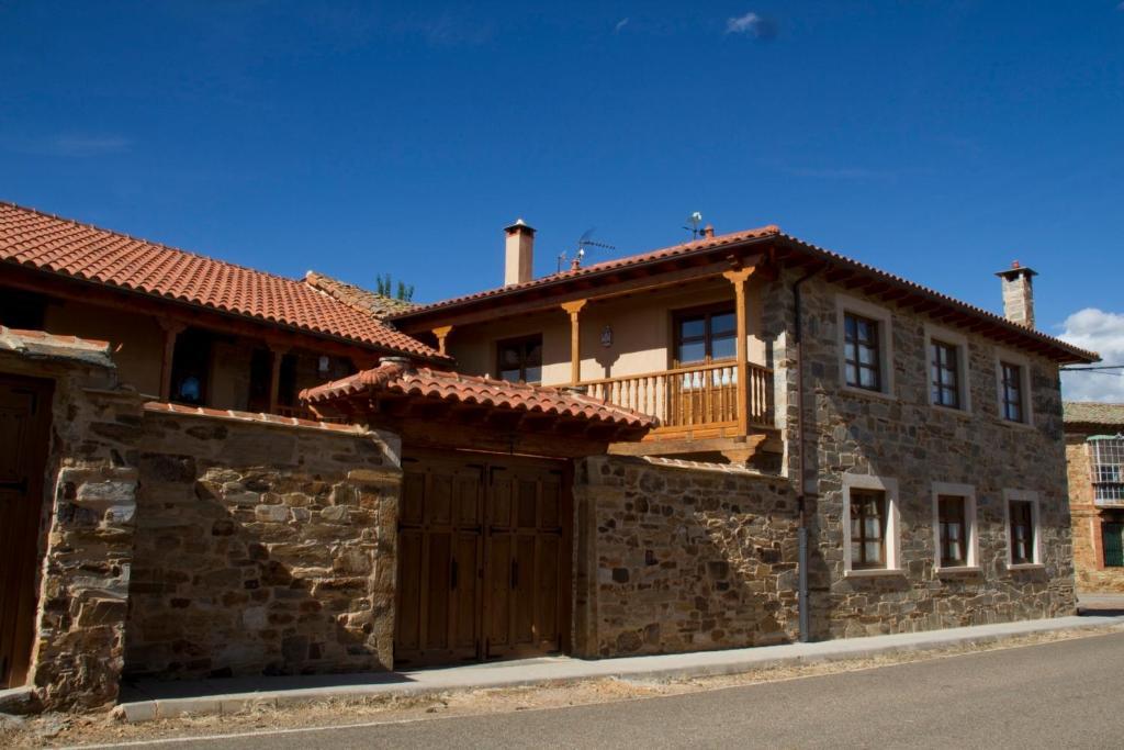Hotel Rural La Veleta Murias de Rechivaldo Exterior foto
